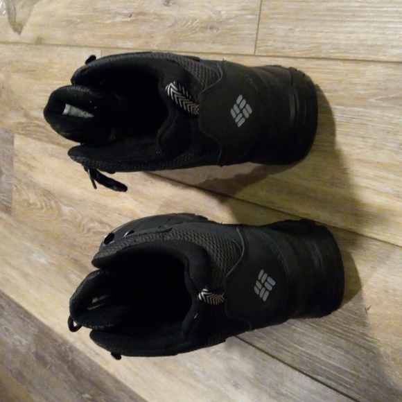 BLACK COLUMBIA 200grams OMNI-GRIP BOOTS - Picture 4 of 10